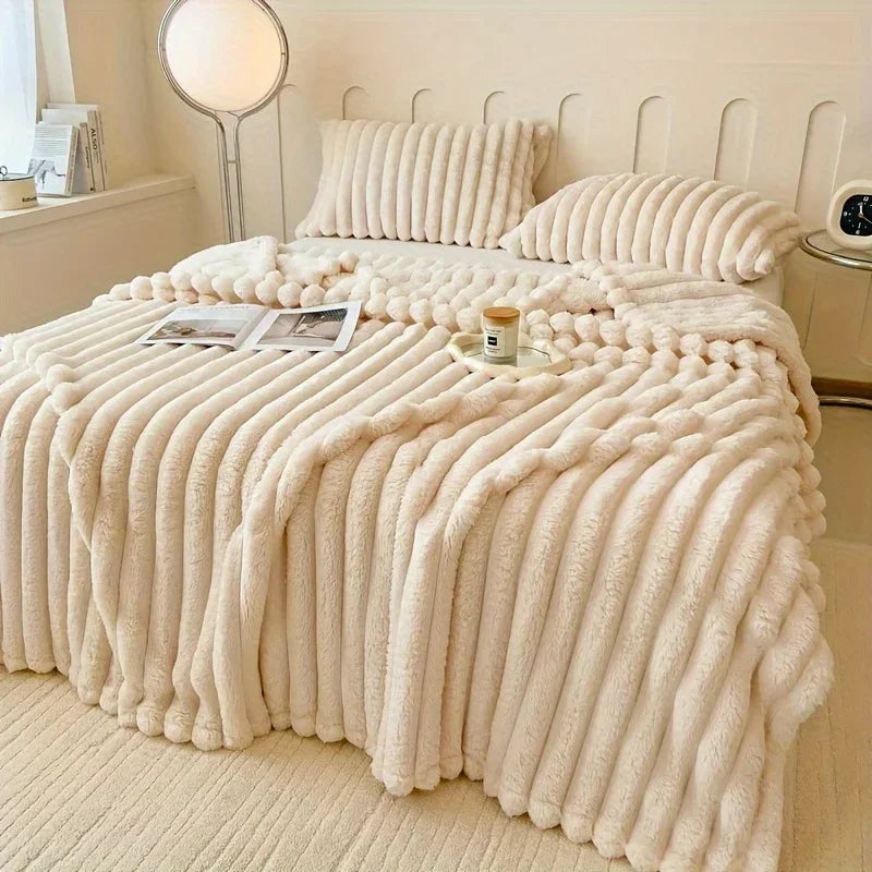 MarshmallowHug™ – Ultra-Soft Winter Fur Blanket - TrendiMarkt