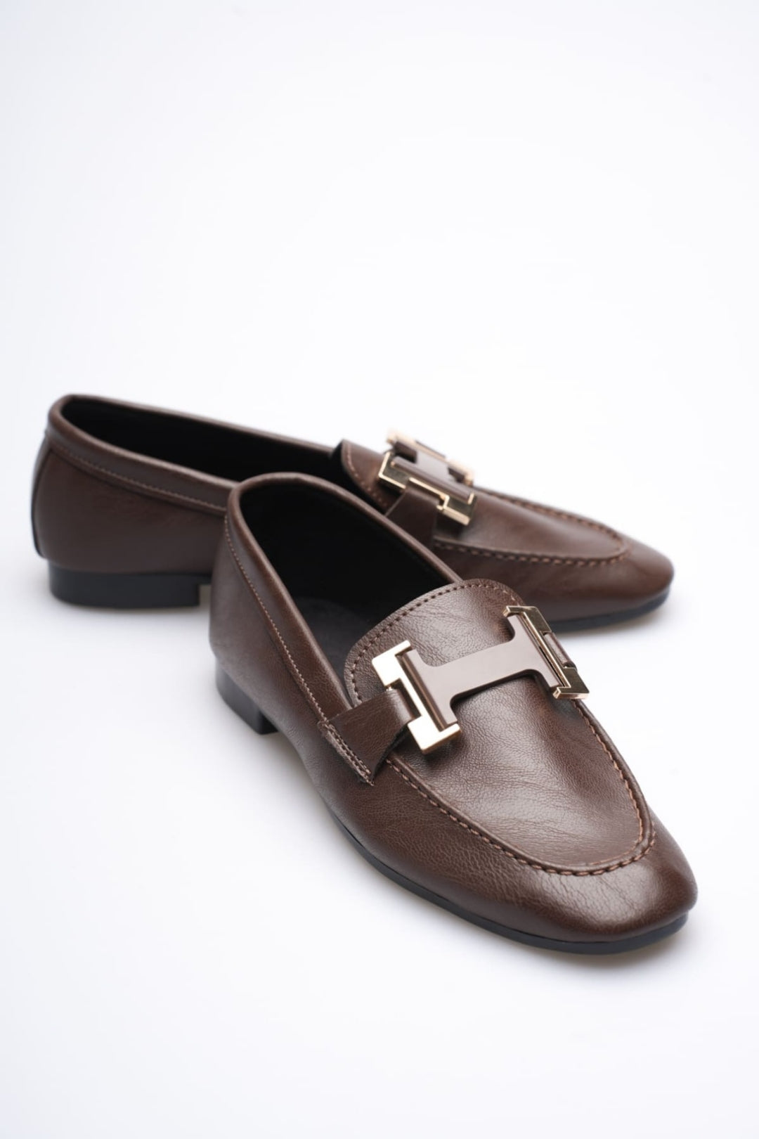 Acı Kahve Tokalı Kadın Loafer – Düz Taban Günlük Şık Ayakkabı