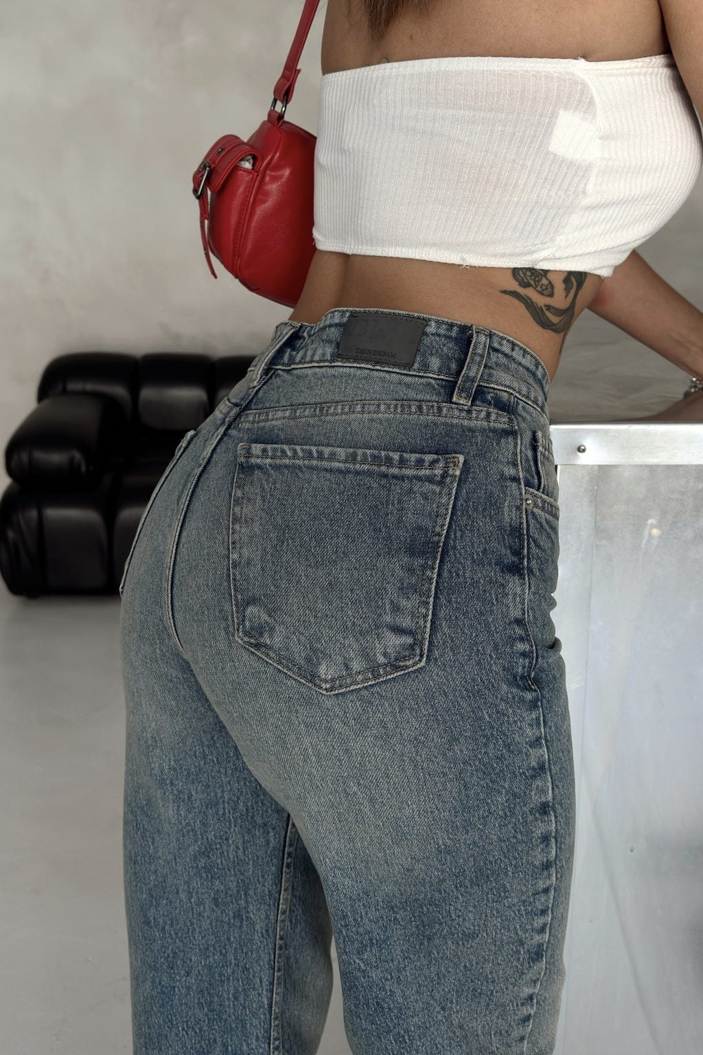 Mira Wide-Leg Premium Jeans