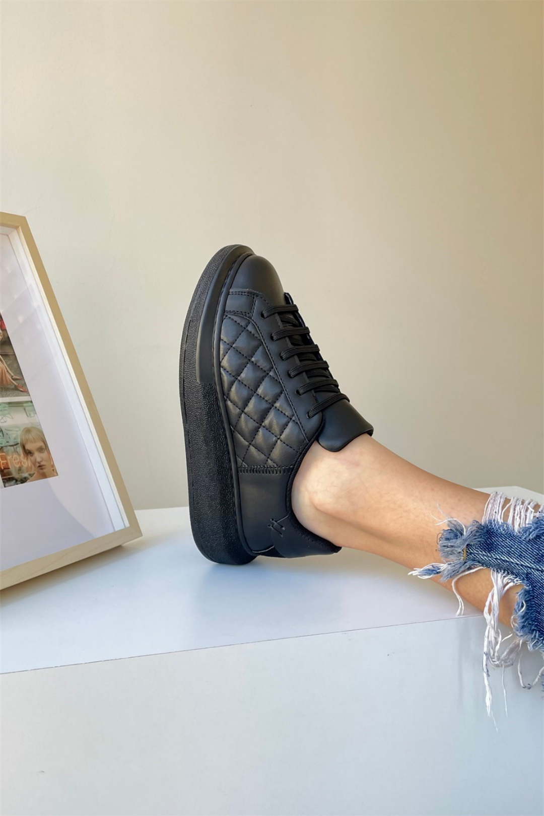 Waffle Sole Kapitone Kadın Sneaker Serisi - Siyah