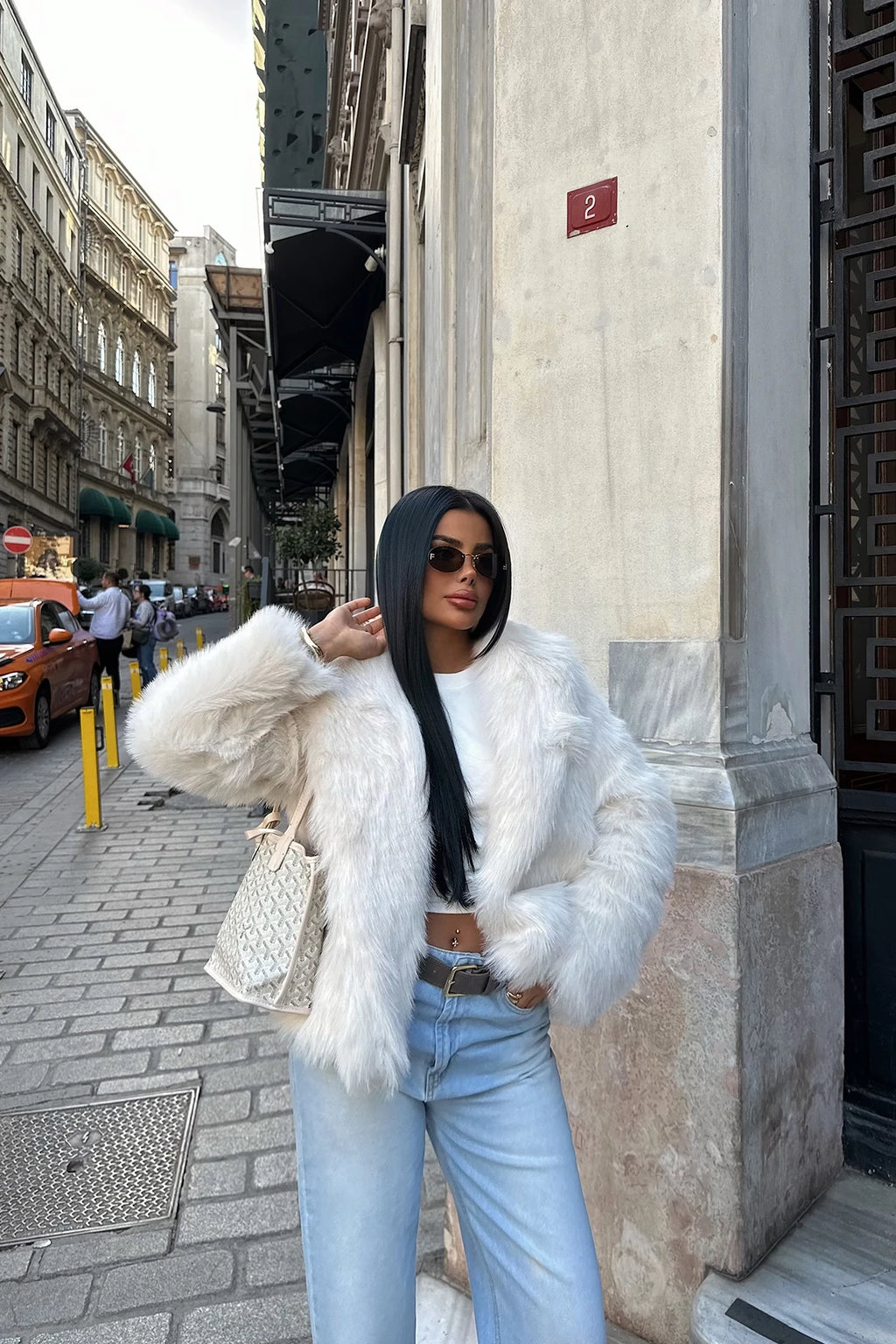 Rufina Luxe Faux Fur Jacket – Cream