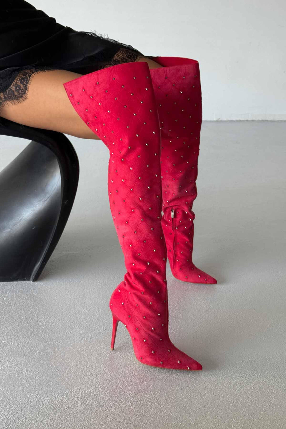 Zavielle Over-the-Knee Stiletto Boots – Metallic Silver