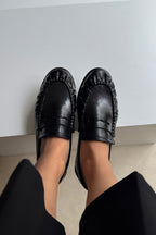 Black Oval Toe Elegant Women's Ballet Flats