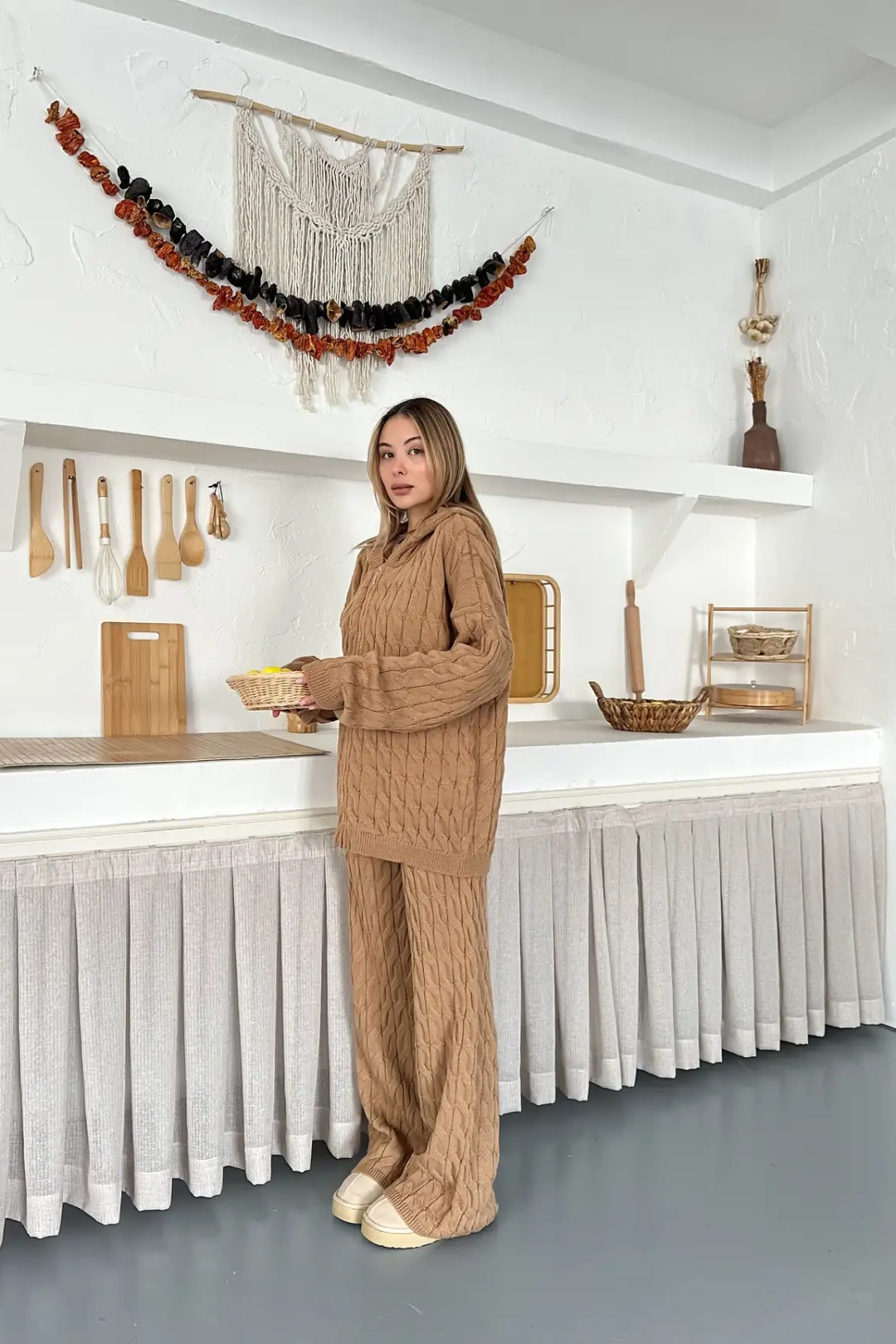 Briar Cable Knit Hooded Two-Piece Set – Light Brown