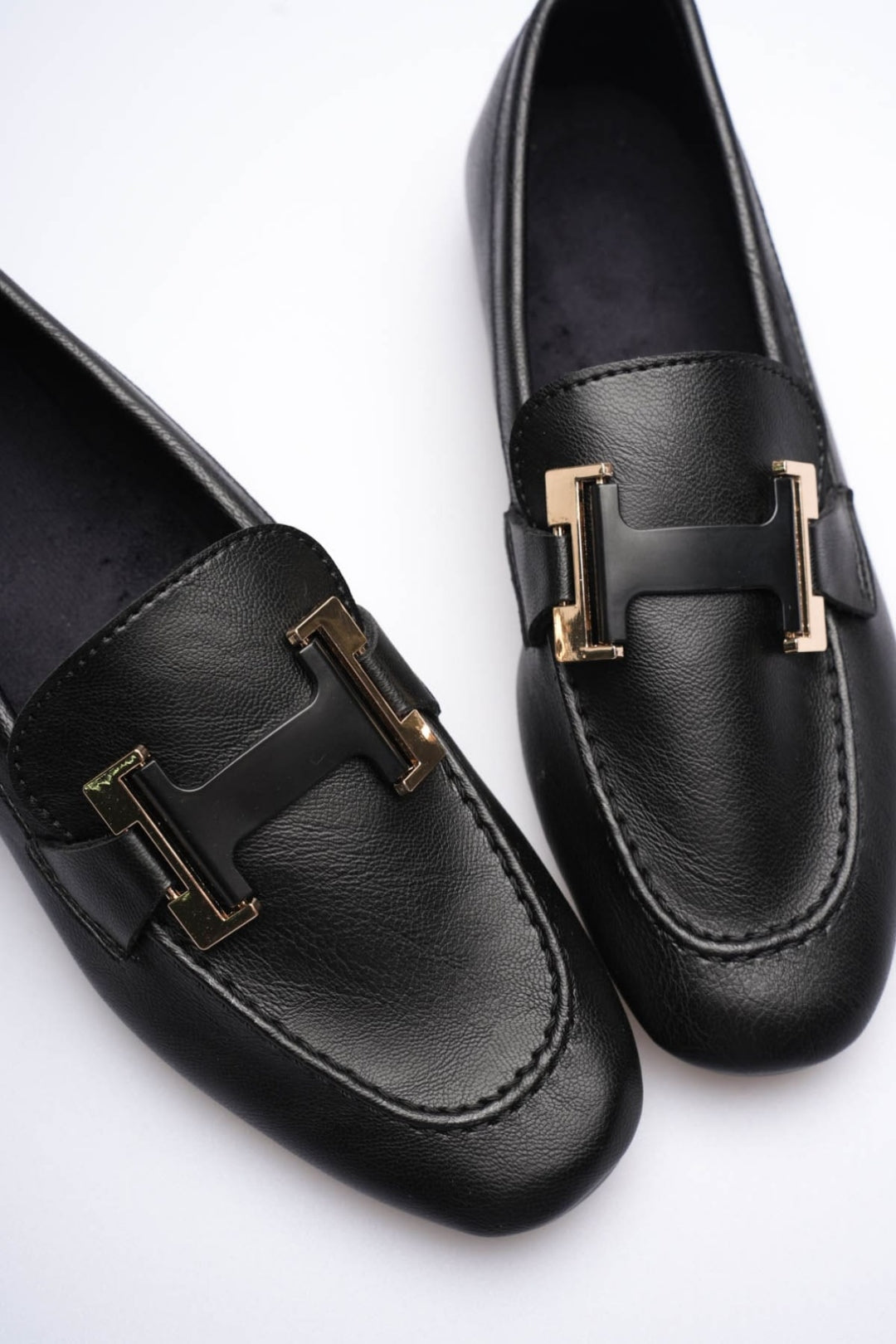 Bej Tokalı Kadın Loafer – Düz Taban Günlük Şık Ayakkabı