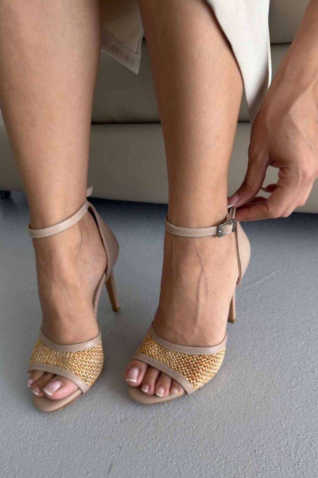 Bronze Hasır Bej 10 CM İnce Topuklu Stiletto