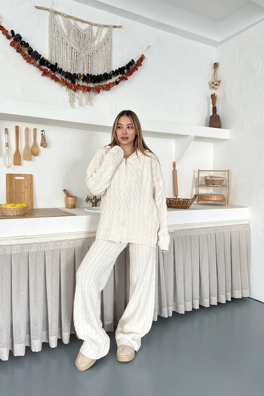 Briar Cable Knit Hooded Two-Piece Set – Light Brown