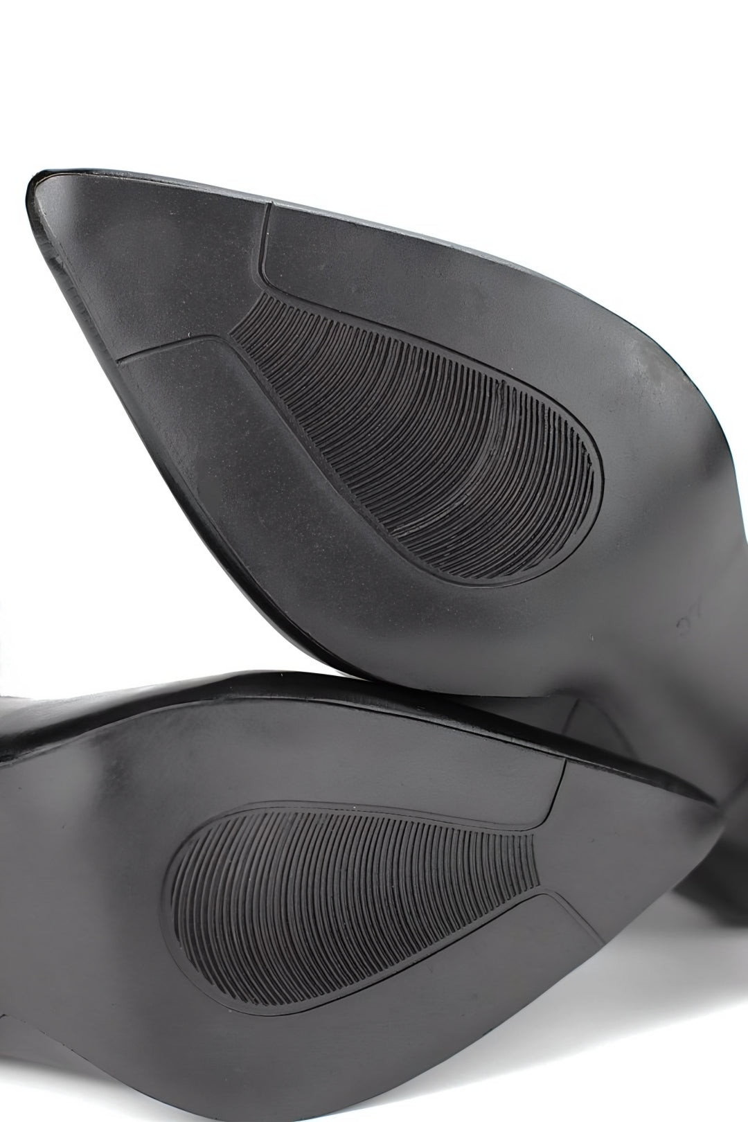 Benedita Esnek Yumuşak Kaymaz Taban (4 cm) Köşe Fiyonklu Kadın Kalın Topuklu Ayakkabı – Siyah Rugan