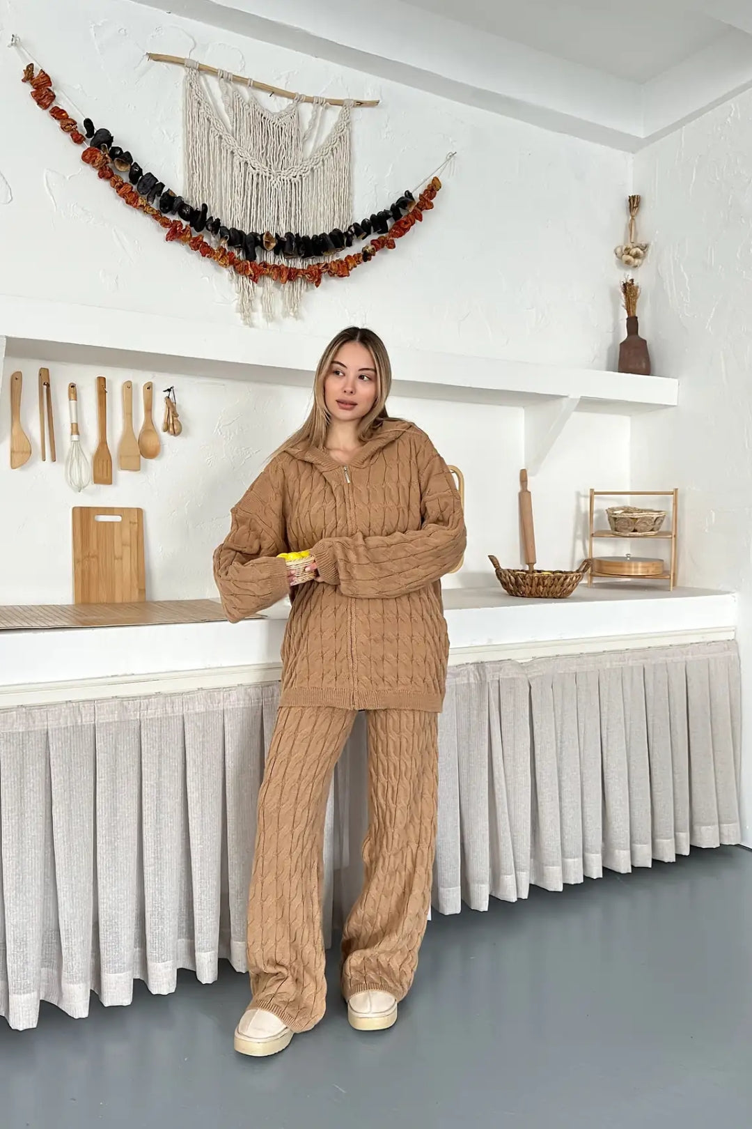Briar Cable Knit Hooded Two-Piece Set – Light Brown