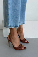 Rome – Gold Ring Detail Satin Heels – Cream