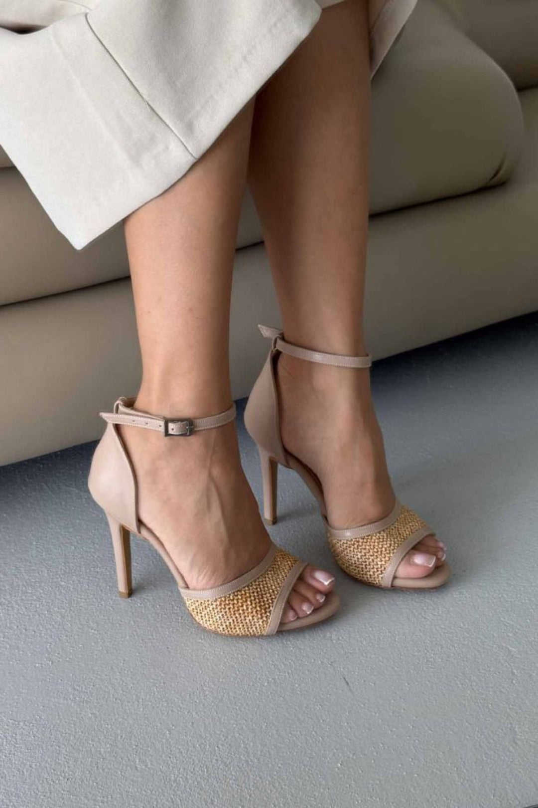 Bronze Hasır Bej 10 CM İnce Topuklu Stiletto