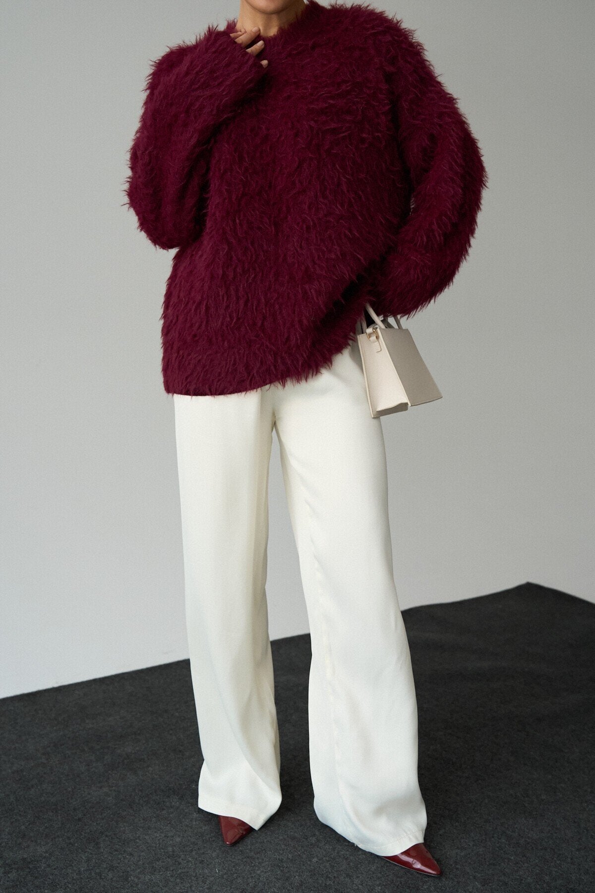 Drexen Fluffy Textured Crew-Neck Sweater – Cream