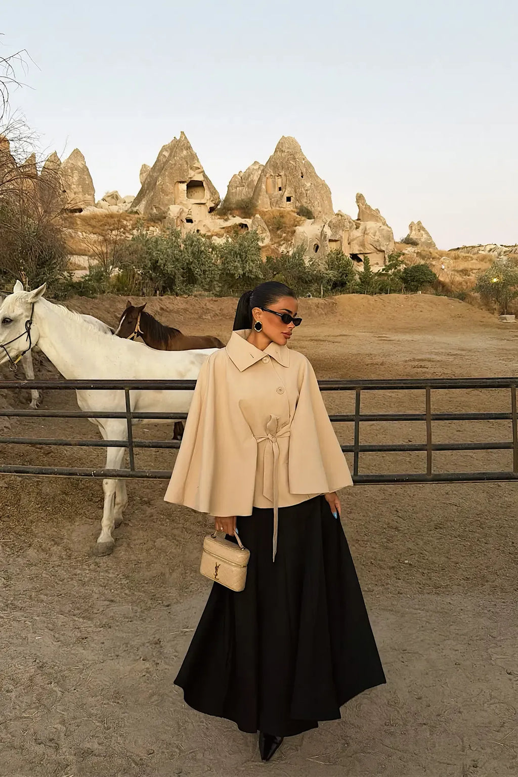 Calviera Water-Resistant Cape-Sleeve Jacket – Cream