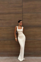 Nivellea Sculpted Corset Maxi Dress – Light Grey