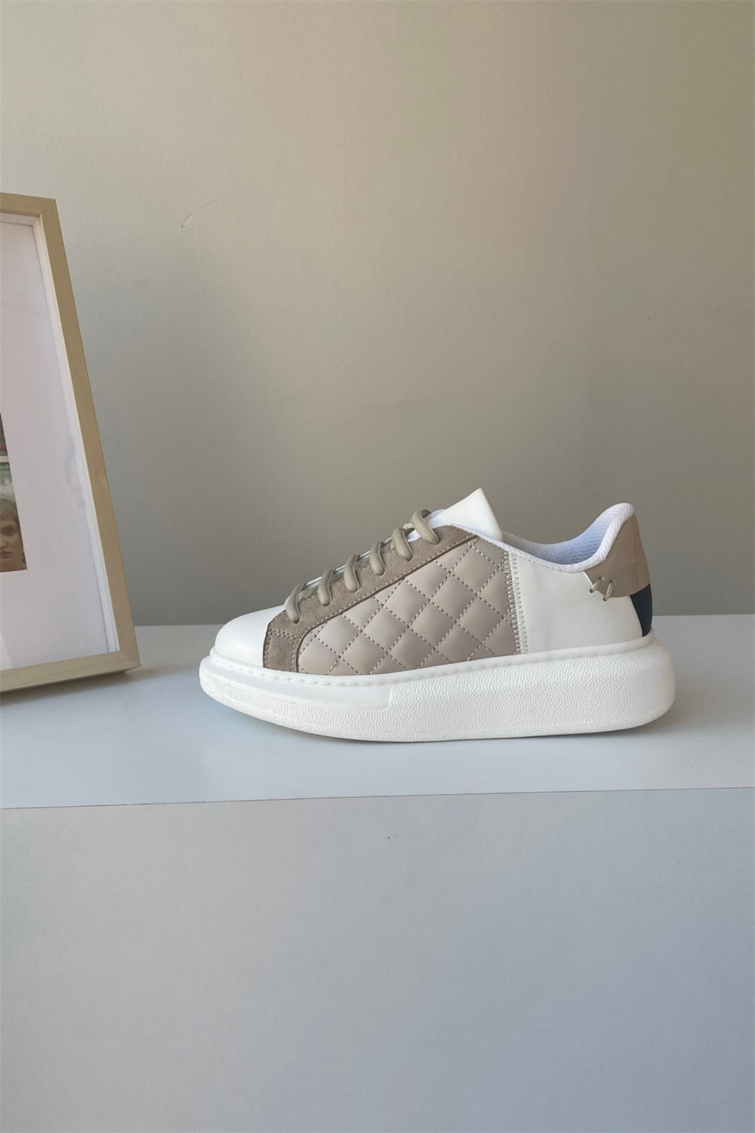 Waffle Sole Kapitone Kadın Sneaker Serisi - Siyah