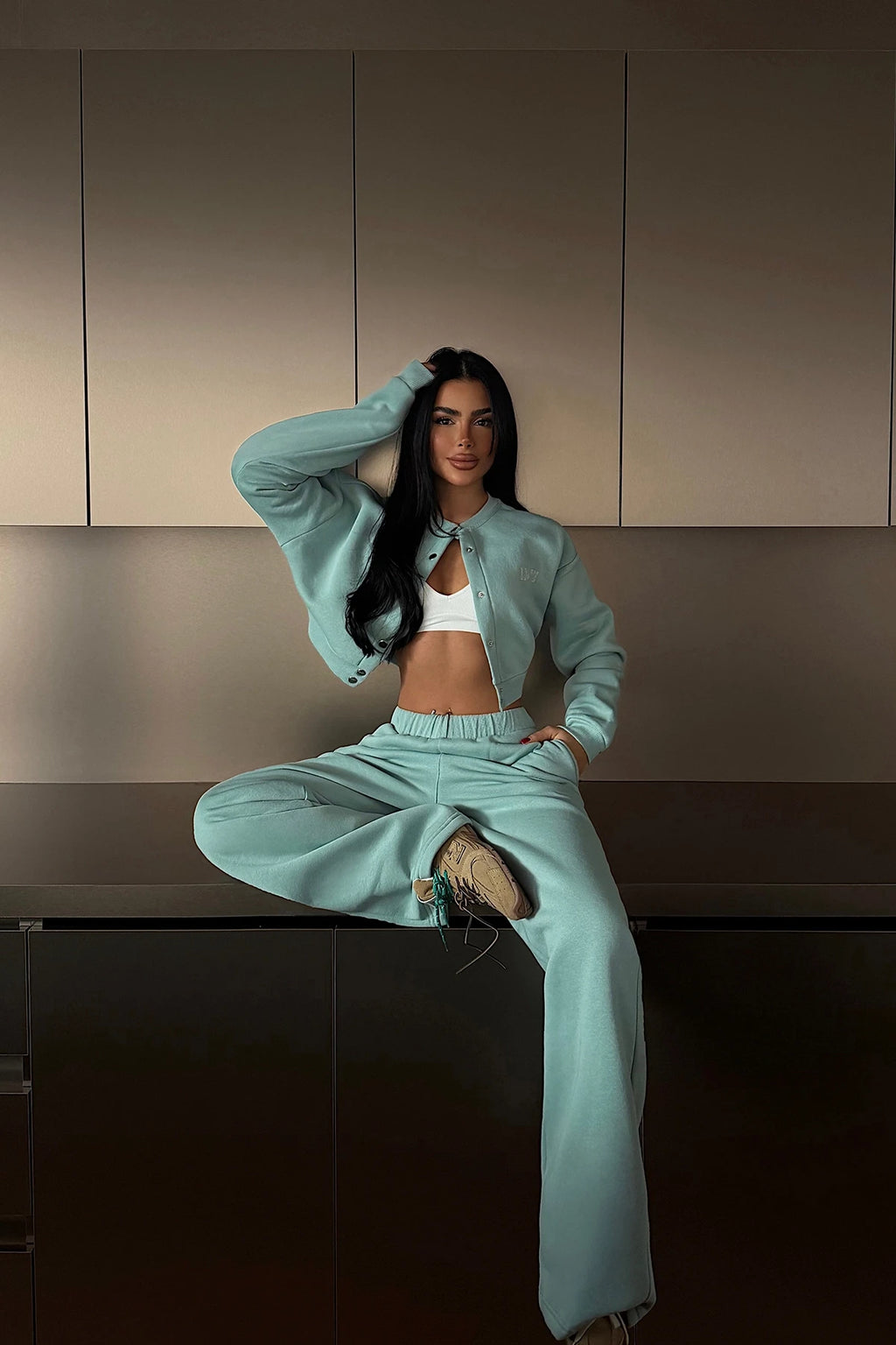 Riven Cropped Button-Up Tracksuit – Aqua