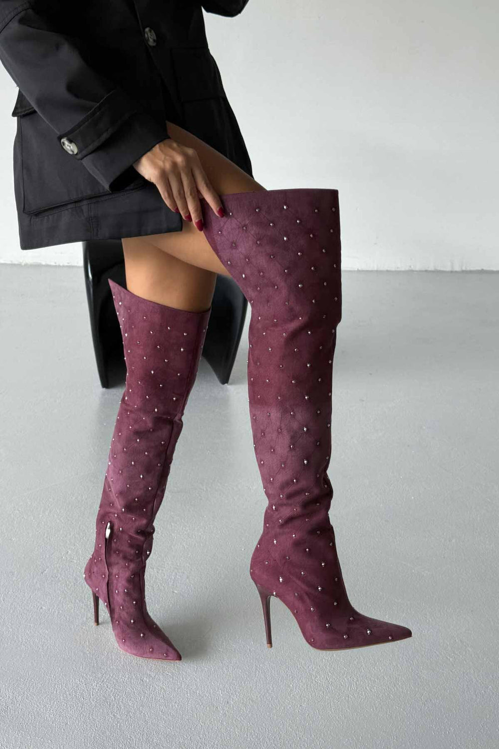 Zavielle Over-the-Knee Stiletto Boots – Metallic Silver