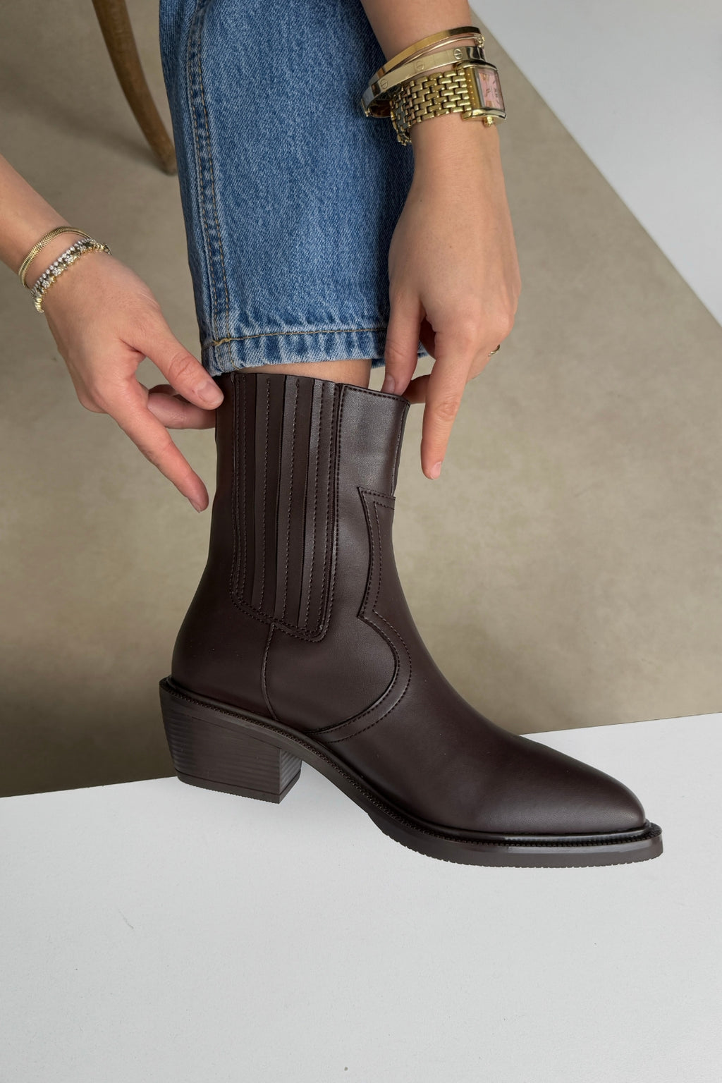 Women's Western Pointed Toe Boots - Bitter Coffee