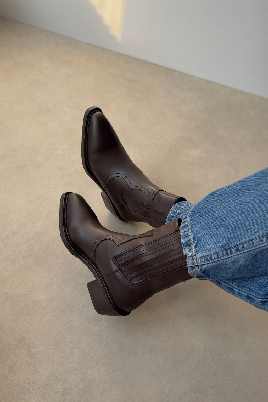 Women's Western Pointed Toe Boots - Bitter Coffee