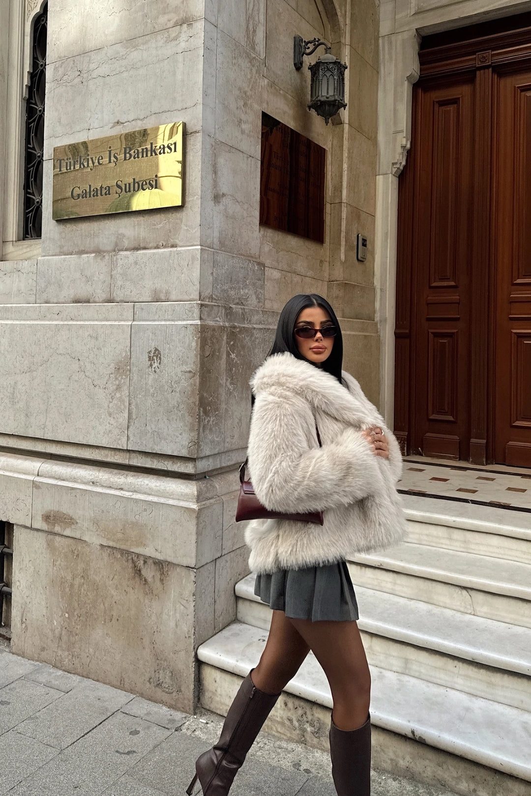 Rufina Luxe Faux Fur Jacket – Cream