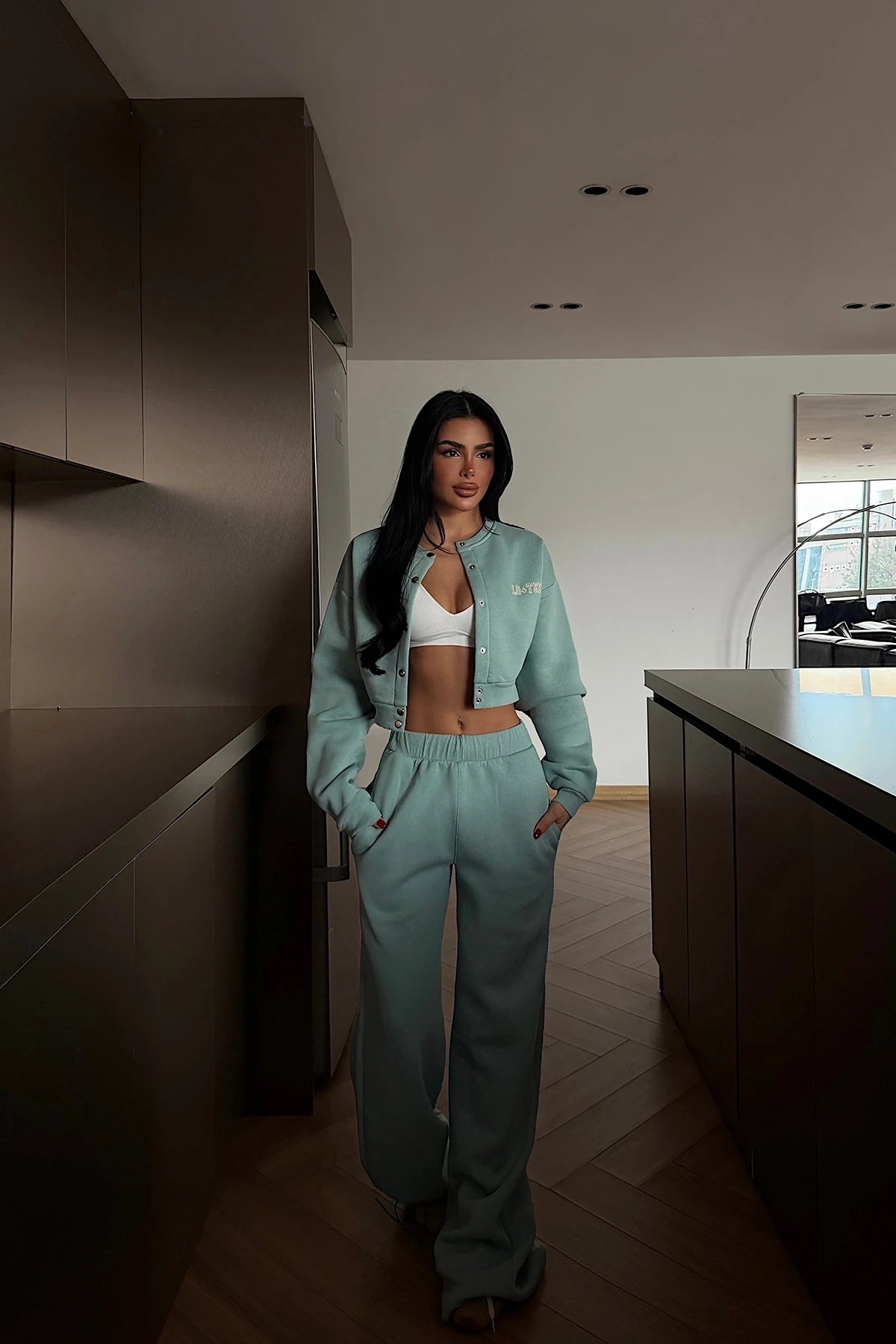 Riven Cropped Button-Up Tracksuit – Aqua