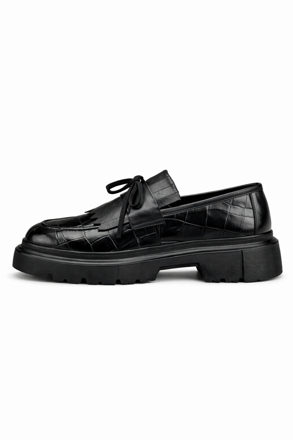 Siyah Kroko Baskılı Püsküllü Loafer