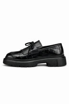 Siyah Kroko Baskılı Püsküllü Loafer