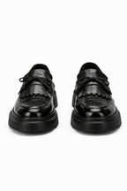 Siyah Kroko Baskılı Püsküllü Loafer