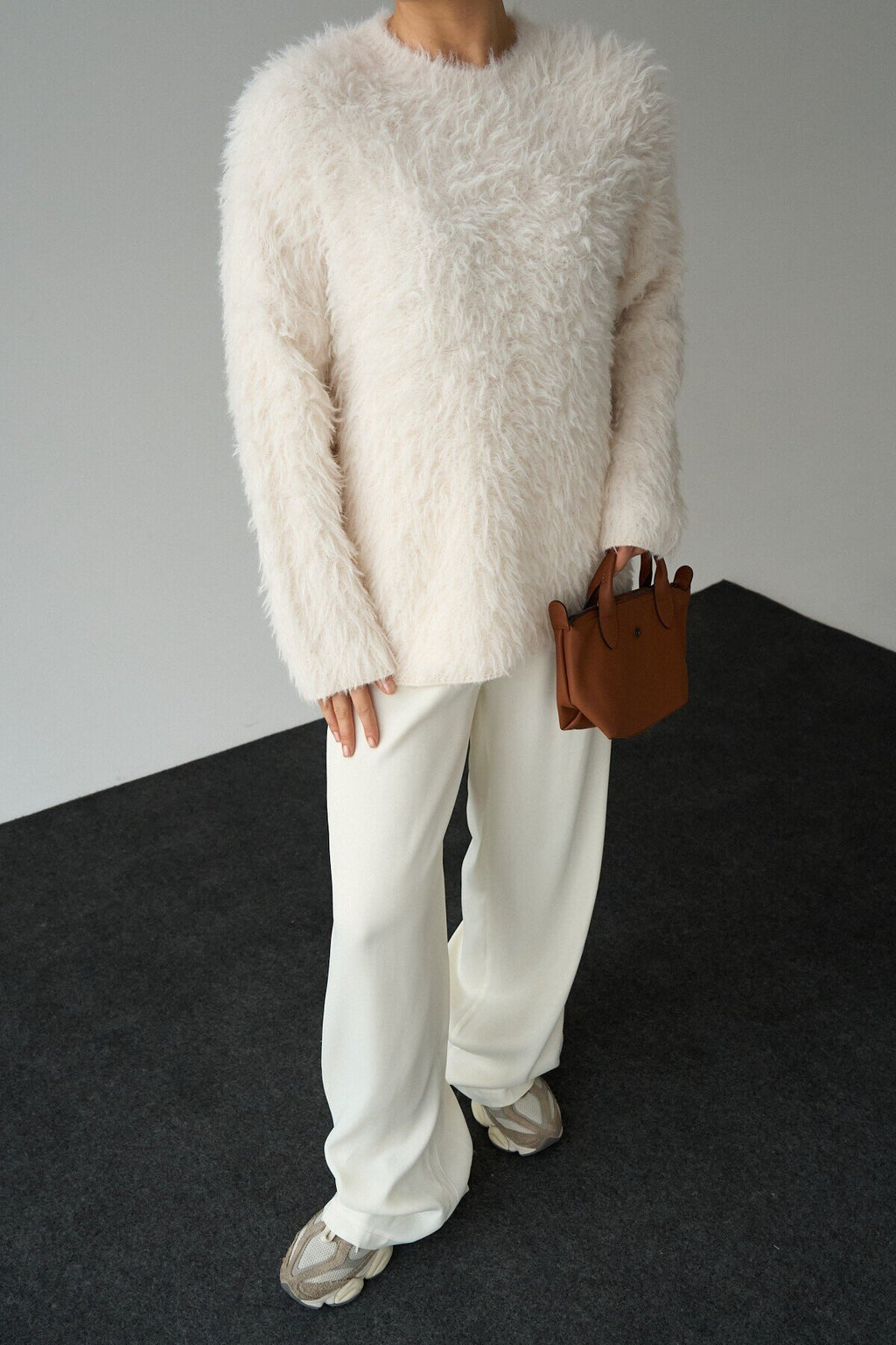 Drexen Fluffy Textured Crew-Neck Sweater – Cream
