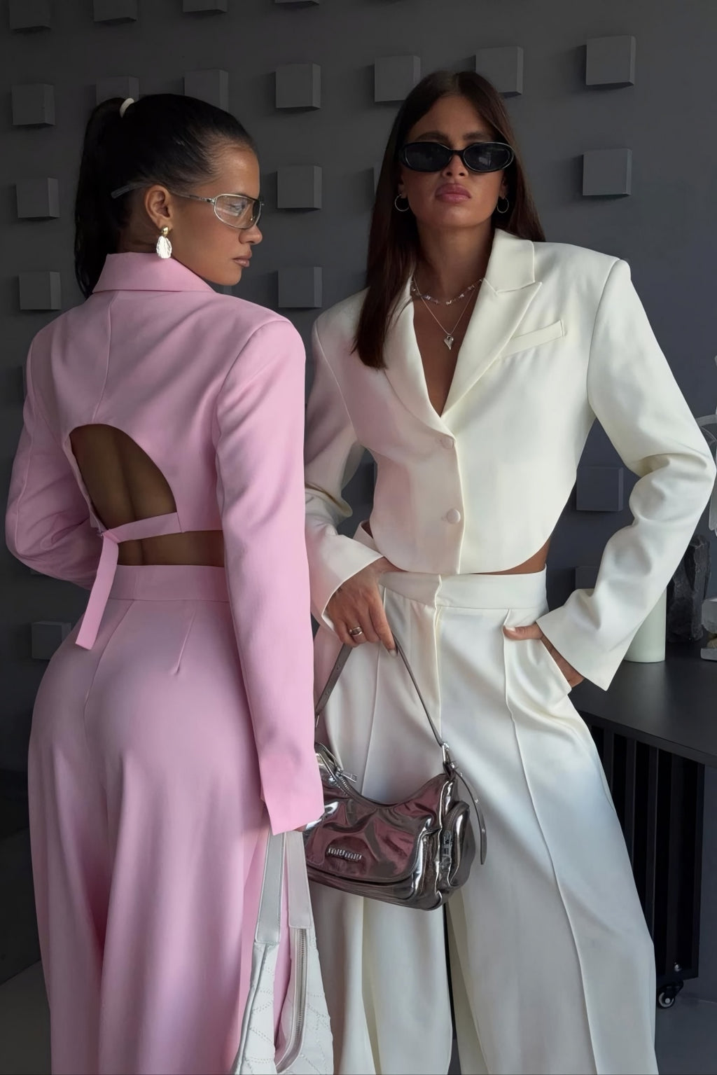 Corinne Open-Back Blazer Pants Set – White