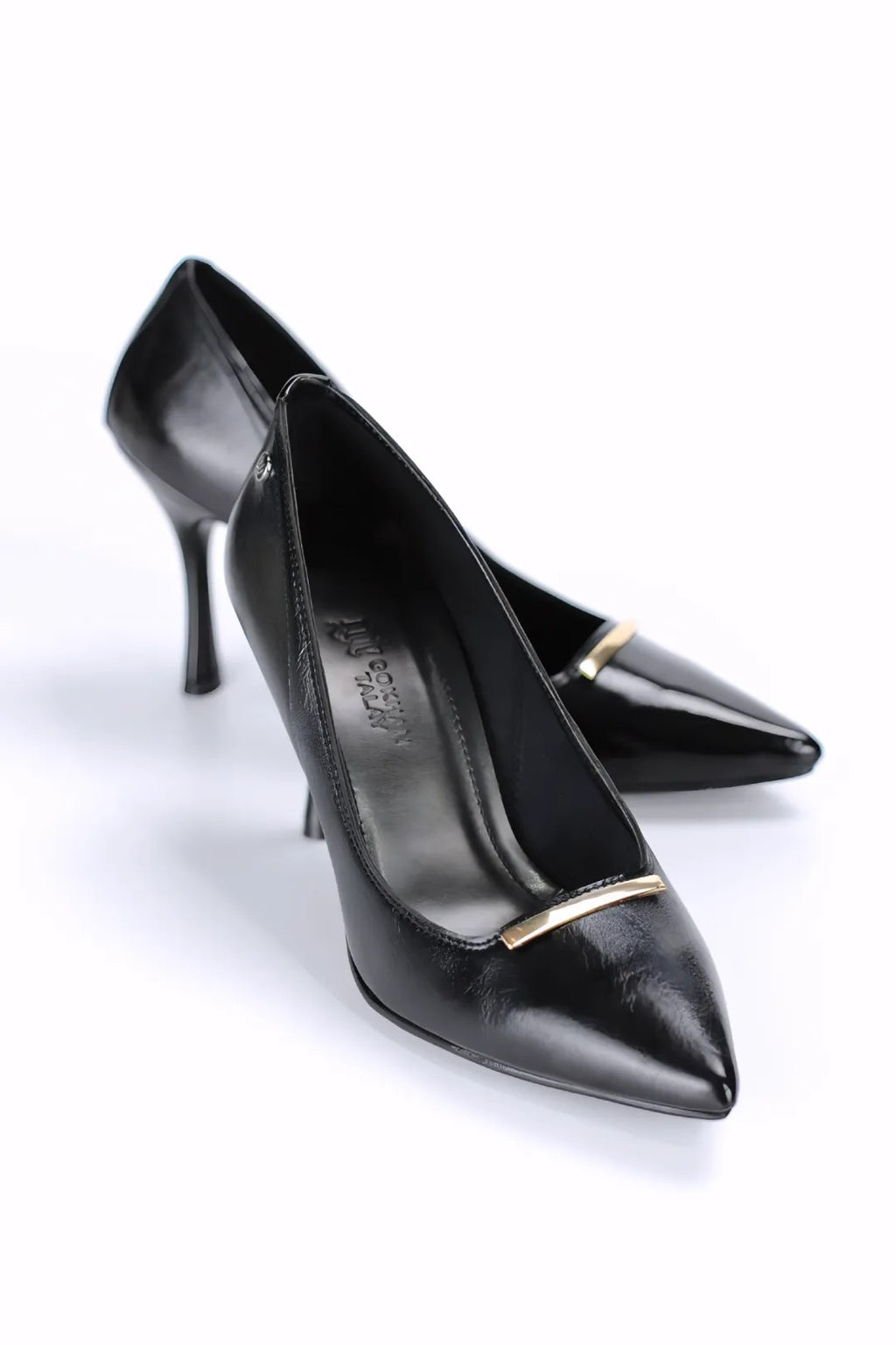 Arina 8 cm Siyah Kadın Topuklu Ayakkabı – İnce Çubuk Tokalı Rugan – Siyah Rugan