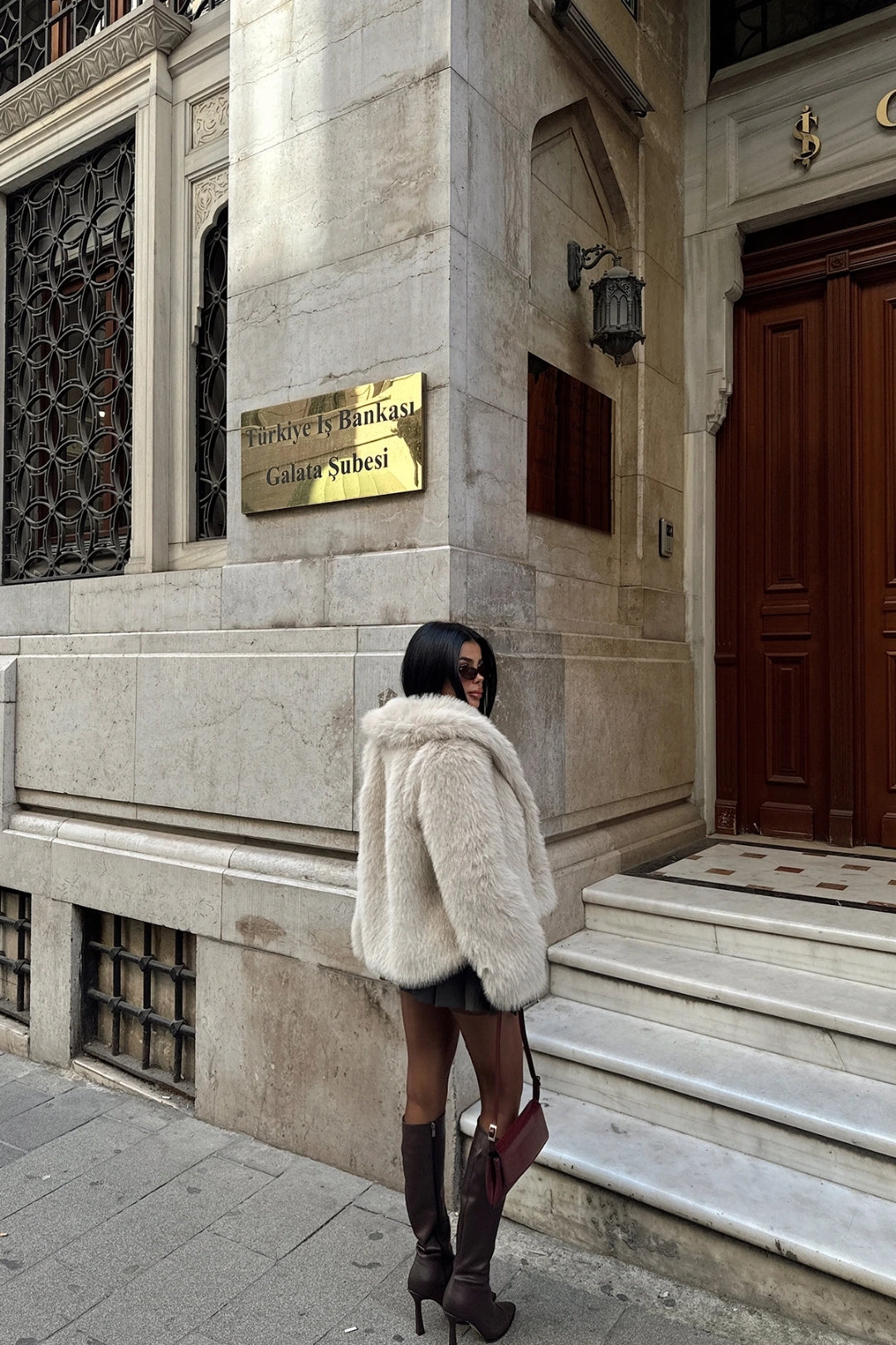 Rufina Luxe Faux Fur Jacket – Cream