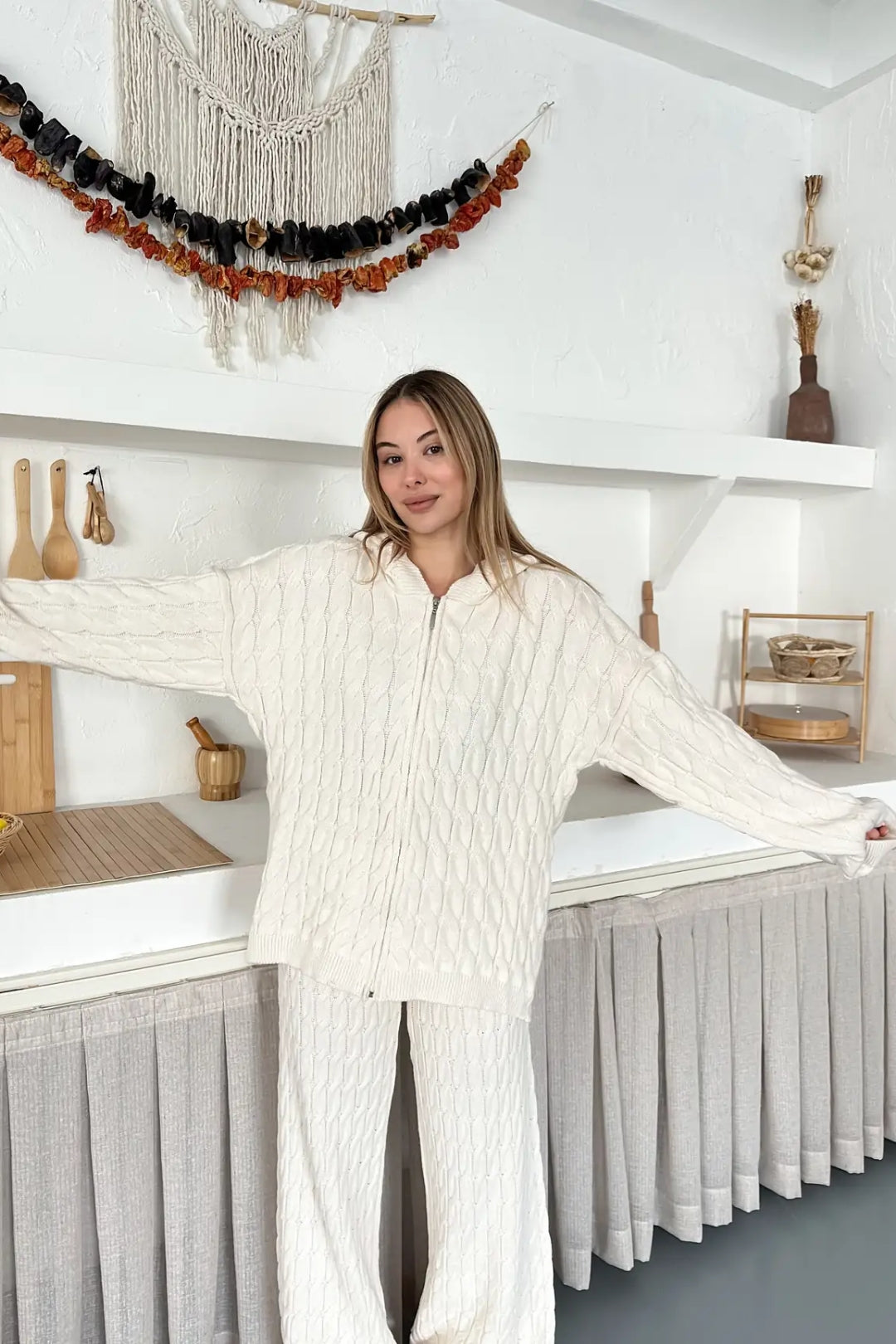 Briar Cable Knit Hooded Two-Piece Set – Light Brown