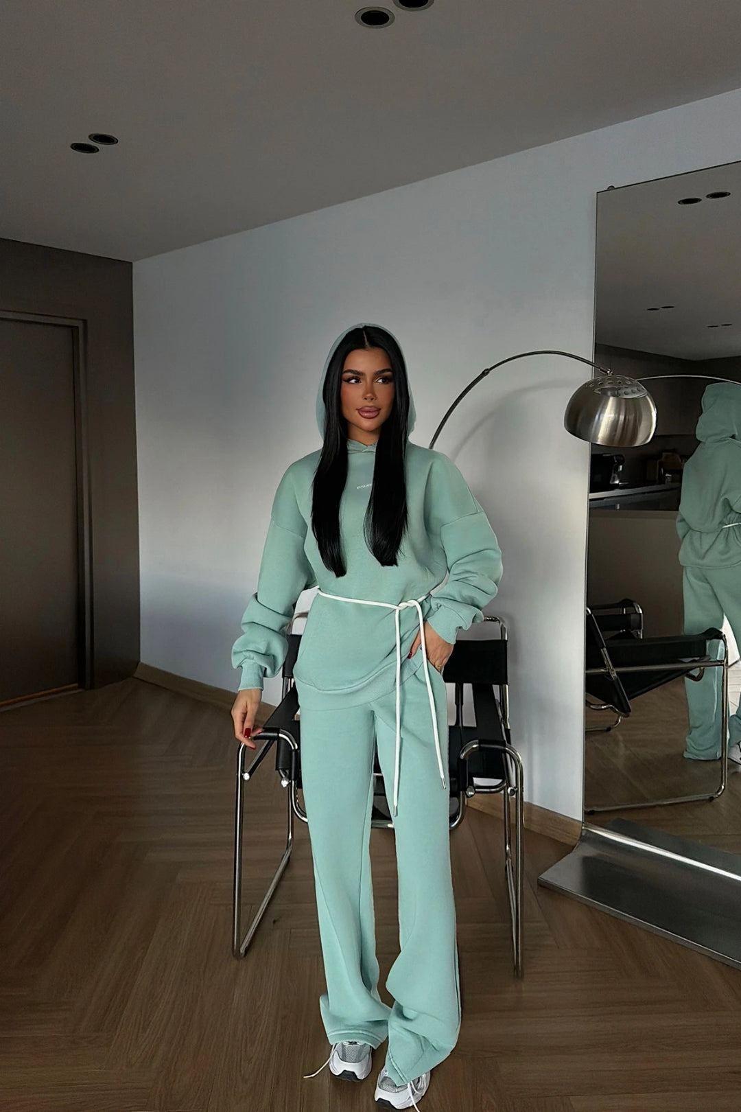 Cavielle Contrast-Tie Hoodie & Wide-Leg Tracksuit Set – Aqua