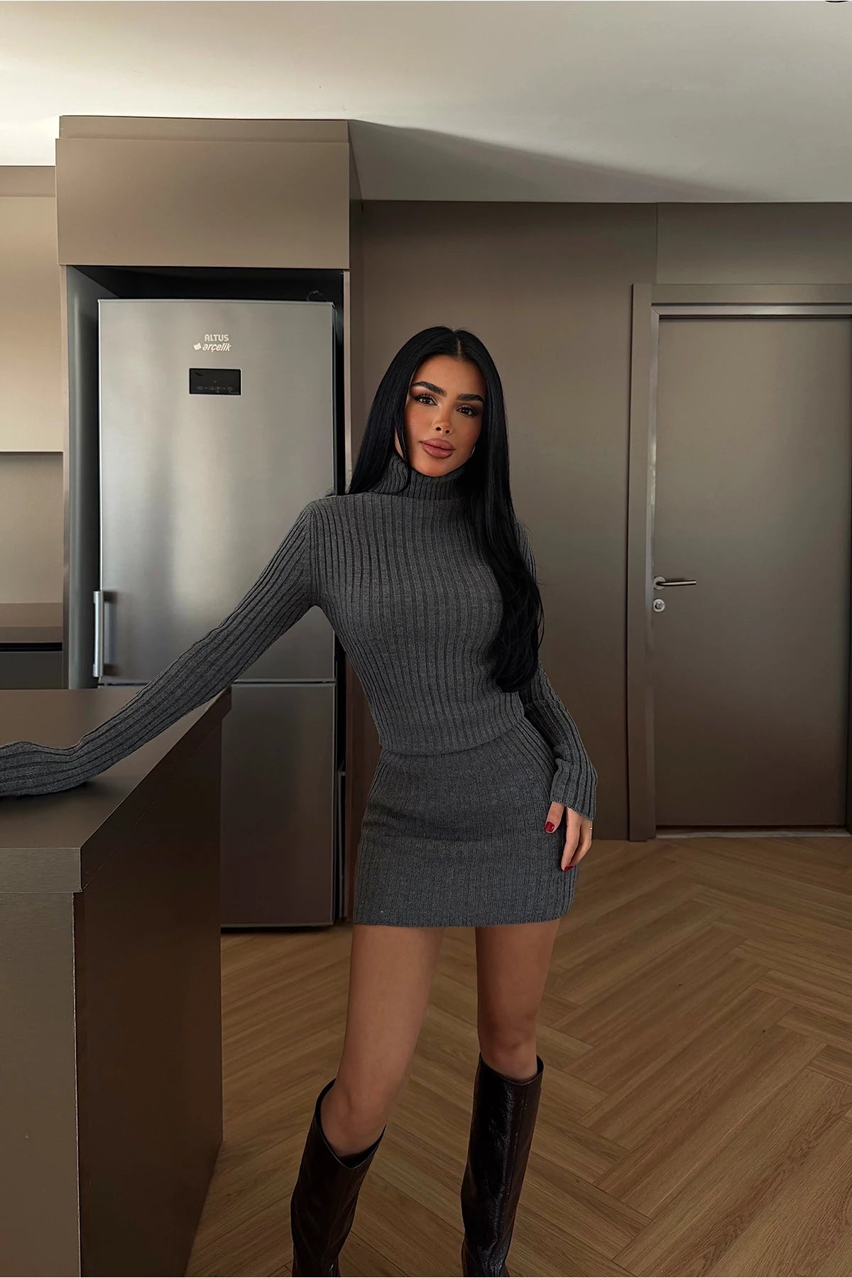 Veda Ribbed Knit Mini Dress – Bitter Brown