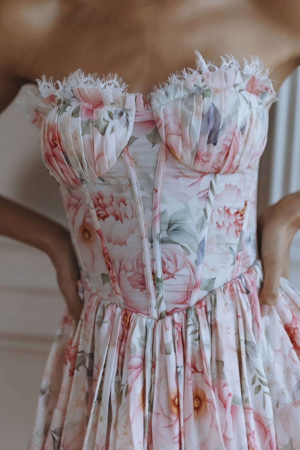 Maribelle Floral Corset Mini Dress – Red