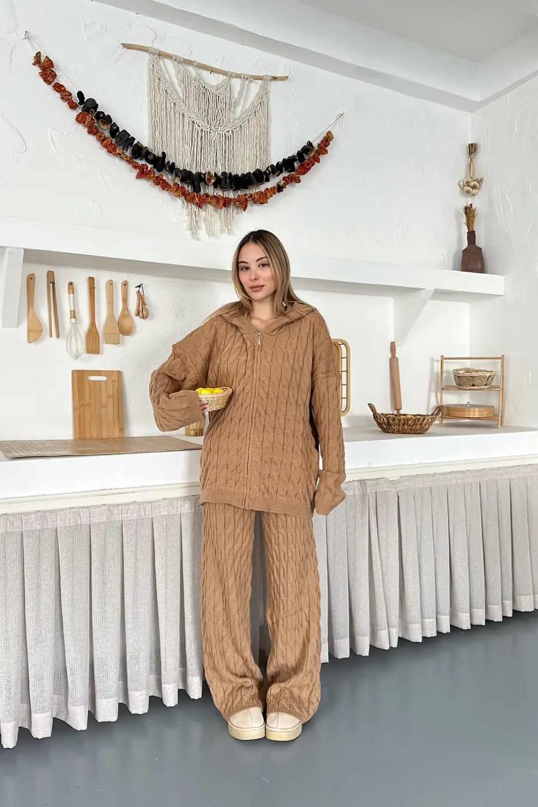 Briar Cable Knit Hooded Two-Piece Set – Light Brown