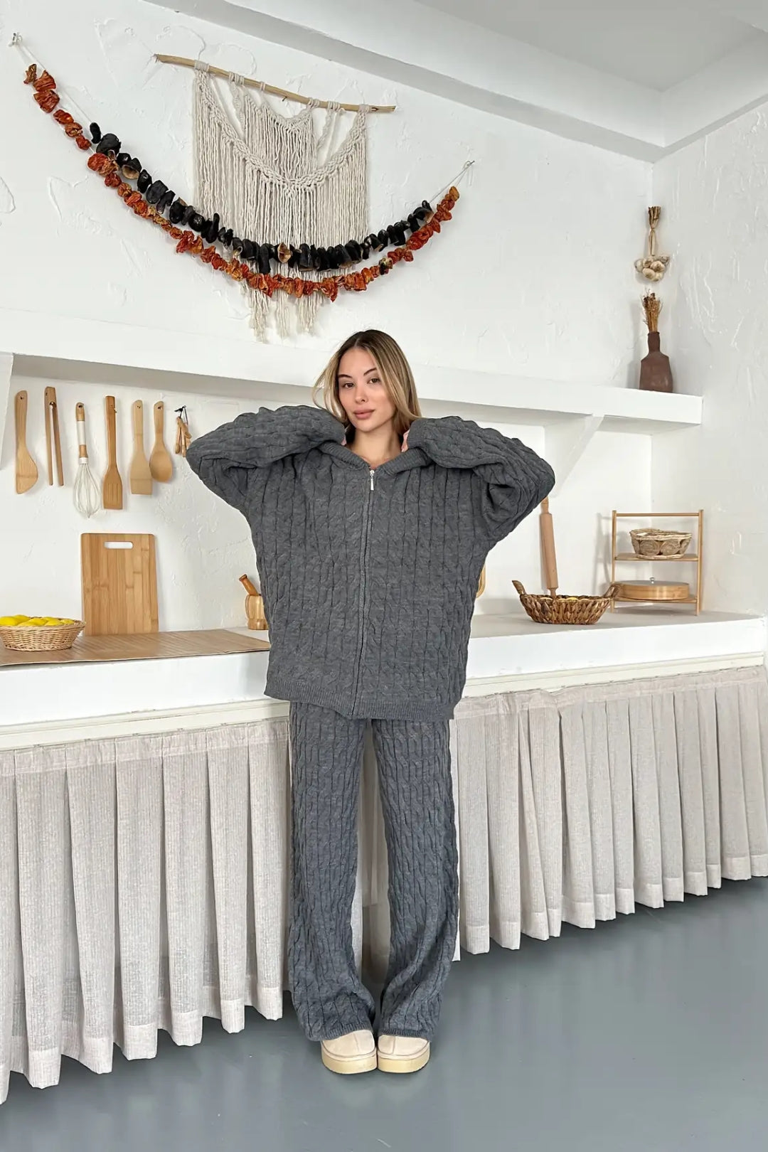 Briar Cable Knit Hooded Two-Piece Set – Light Brown